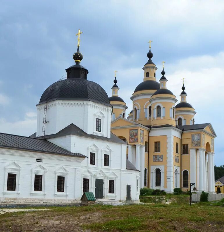 История успенского монастыря. Свято-Успенский Вышенский монастырь в Рязанской области. Вышенский Успенский монастырь Шацк. Успенский Вышинский монастырь Рязанская область. Вышинский монастырь Феофана Затворника.