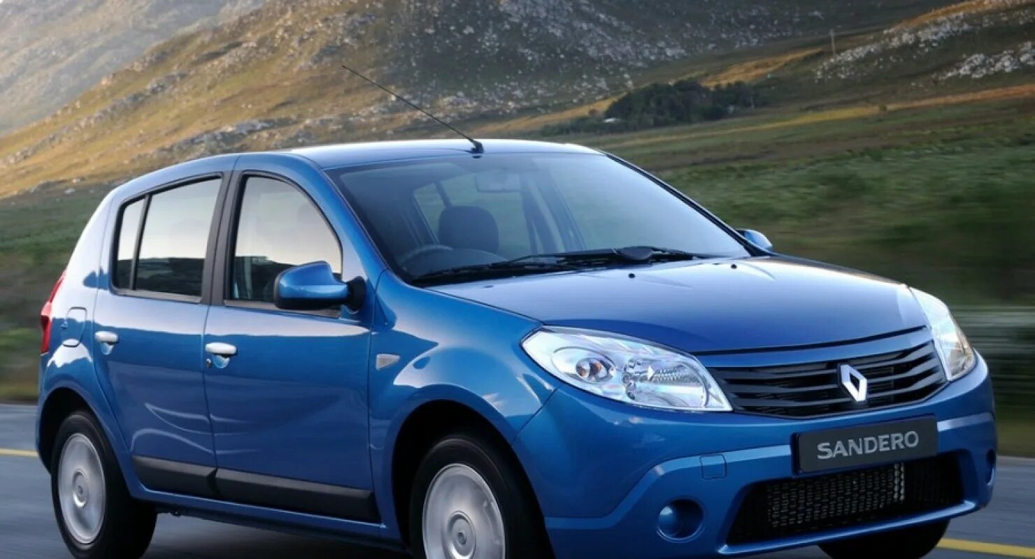 самый недорогой вариант. рено сандеро 1покаление. экодом из соломенных блоков. самый недорогой вариант. экономичный дом.