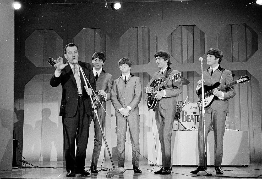 The Beatles на шоу 1964. The Beatles на шоу Эда Салливана. The Beatles, шоу Эда Салливана (1964). The ed Sullivan show 1964. Ed show