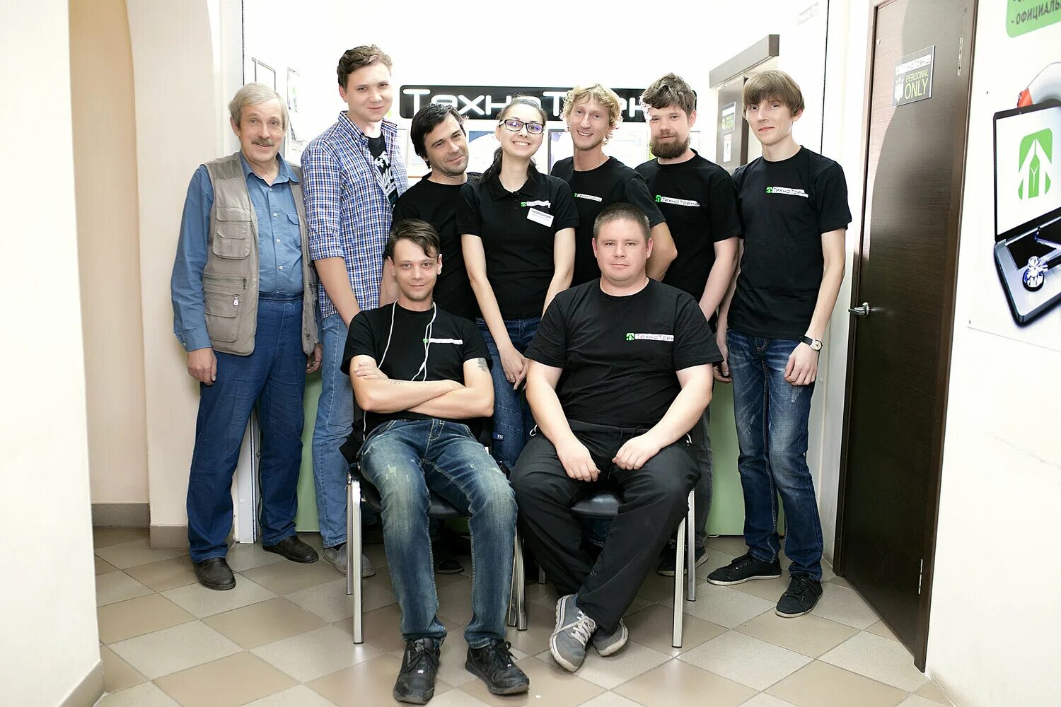 Ремонт омск фирмы. Ремонт омск фирмы. Ремонт квартир в омске. Фото музыкального зала евроремонт. Компания atg омск.
