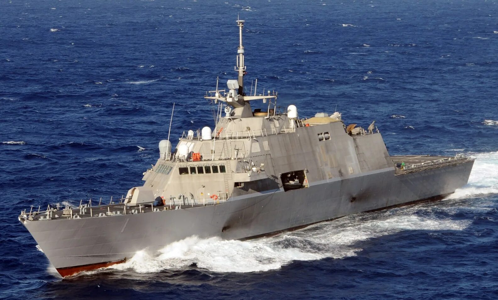 Combat ship