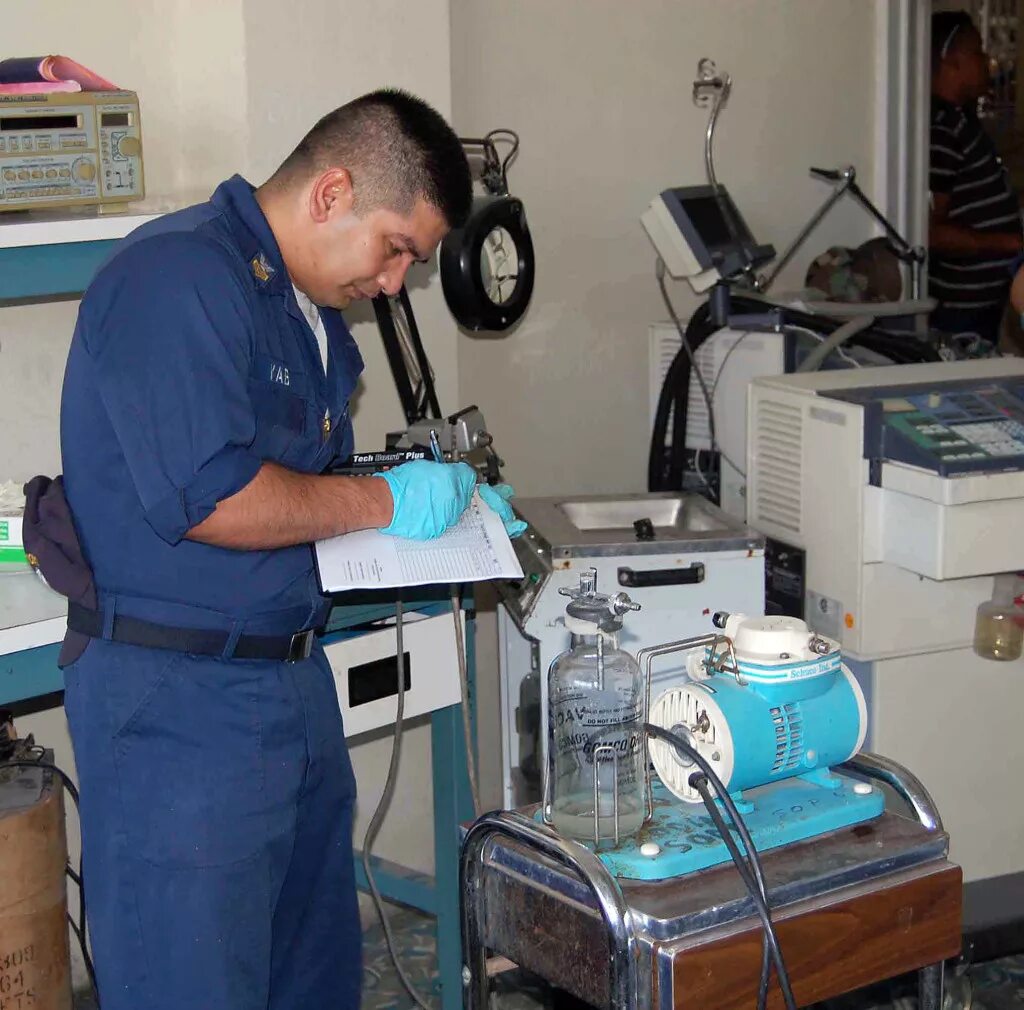 электронное оборудование. инженер медицинского оборудования. специальность медицинская техника. специальность медицинская техника. специальность медицинская техника.