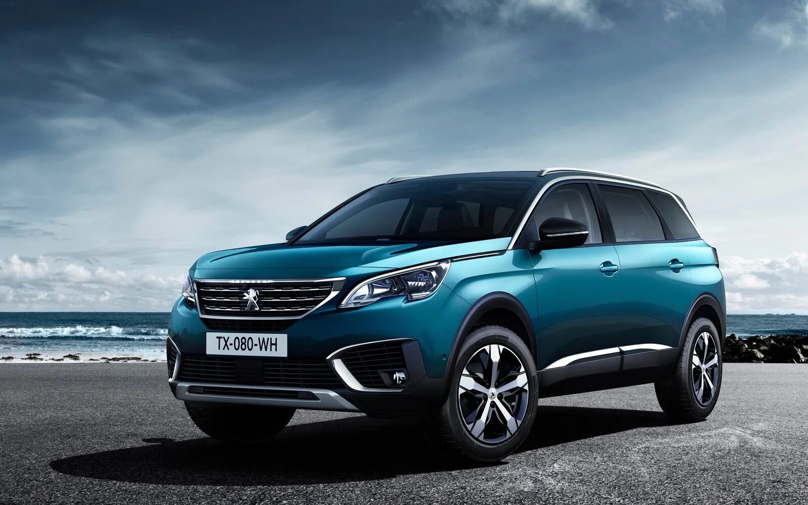 Кроссоверы тюмень. Новый Peugeot 5008. Peugeot 5008 2021. Пежо новый кроссовер 5008. Пежо 5008 2022.