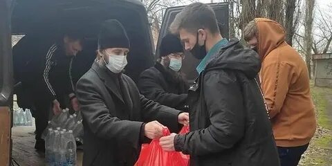 Благотворительная помощь общины в русском селе