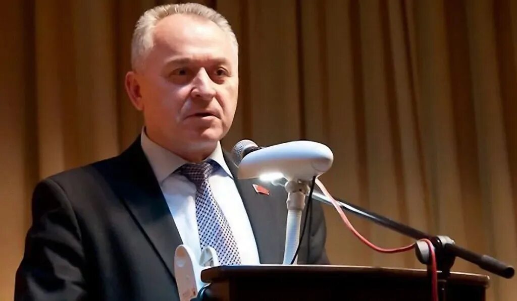 Брянск Пивовары помогут властям Брянска отремонтировать дорогу - БезФормата