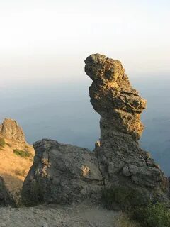 Скала конь