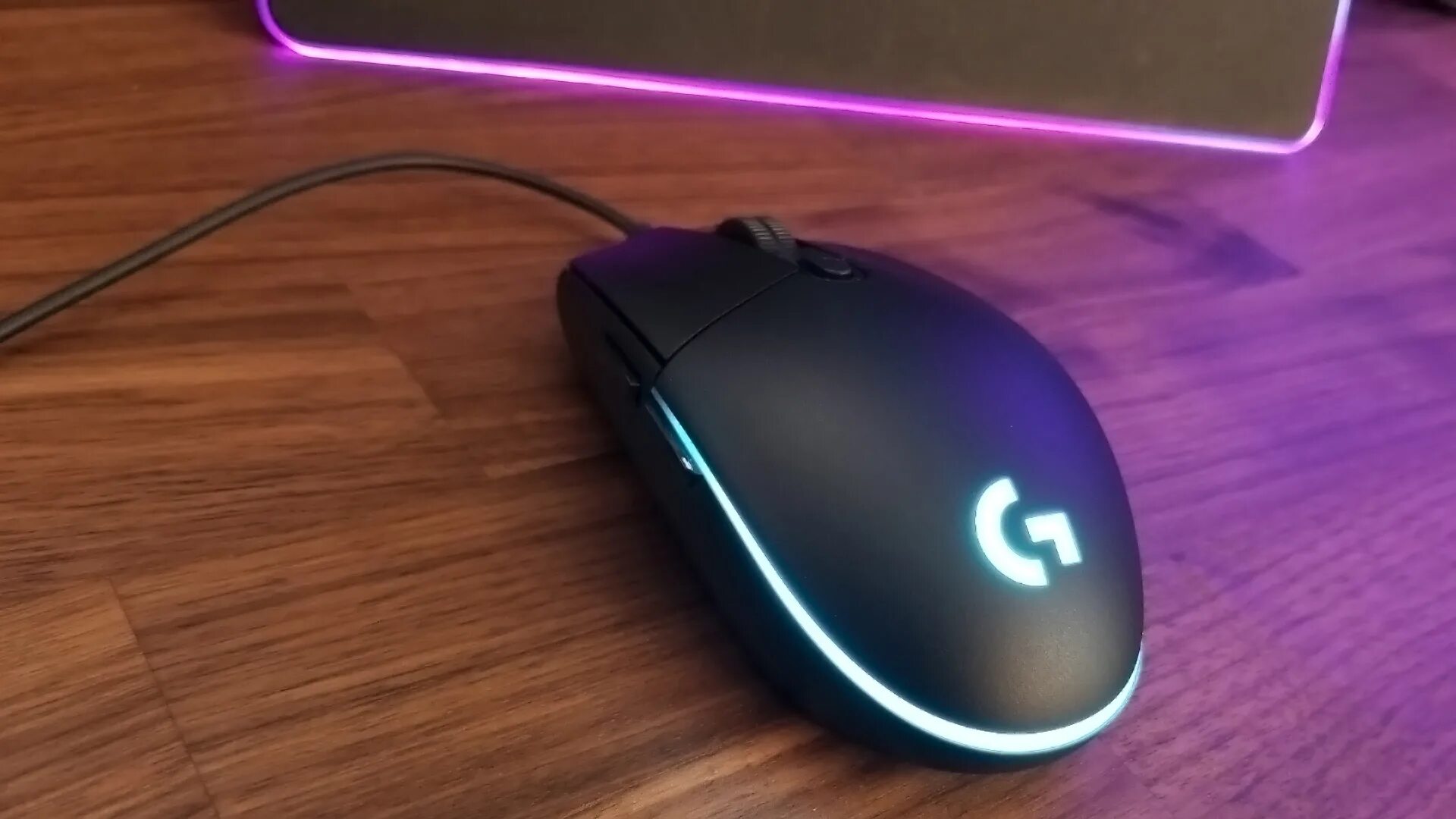 Logitech g102 колесико. Мышь logitech g102. игровая мышь logitech g102. logitech mouse g102. игровая мышь logitech g g102 lightsync.