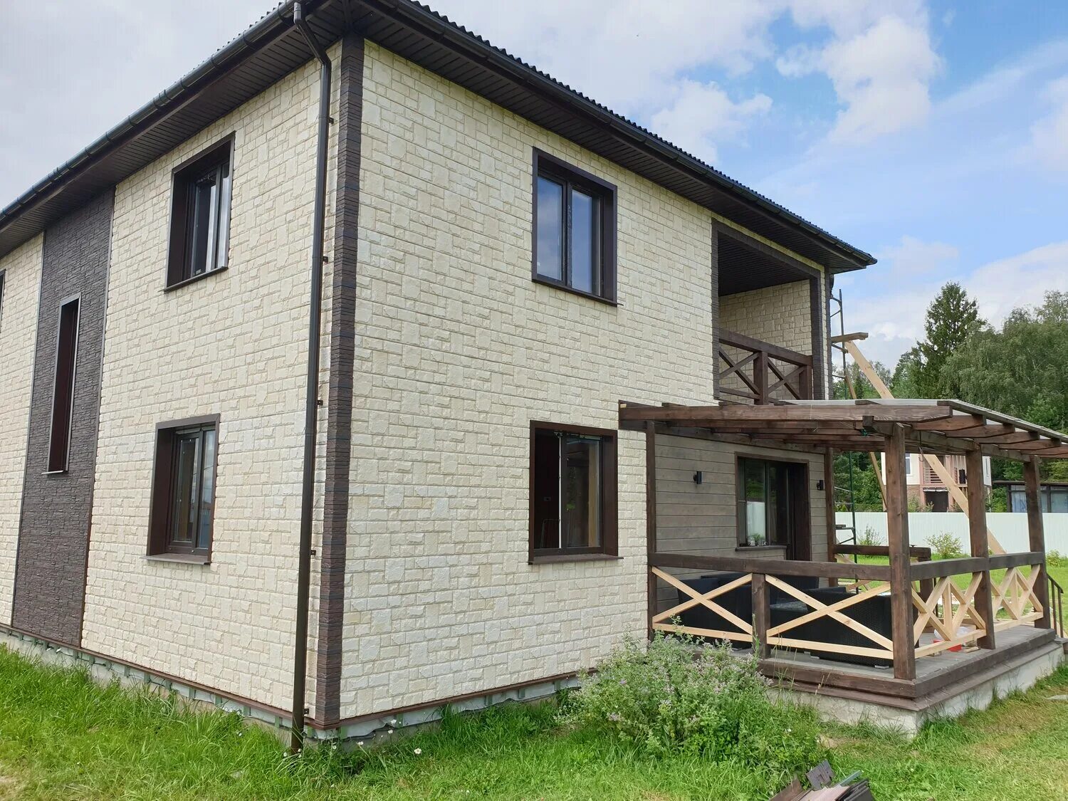 екатерининский камень фасадные панели. визуализация фасада. визуализация фасада дома. Brick house кирпич. 3д проекты домов и коттеджей.