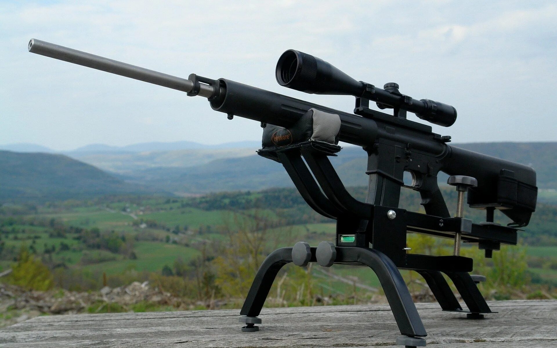 Sniper weapon. Оружие снайперские винтовки. Mb77 снайперская винтовка. Снайперская винтовка Лобаева СВЛК-14с. Черная снайперская винтовка.