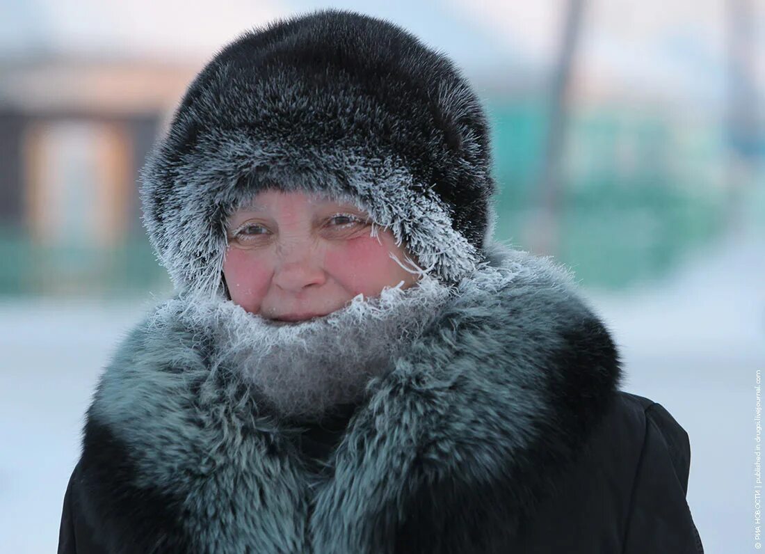 Сегодня был сильный мороз. Сильный Мороз. Морлзы Мурманск. Мурманск Мороз. Сильные Морозы Нижневартовск.