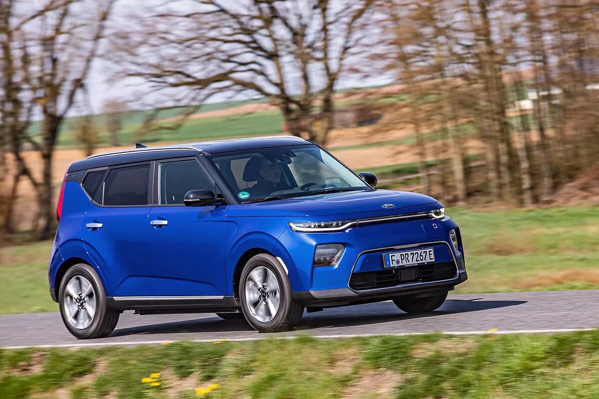 Сол 2019. Киа соул 2025. киа соул neptune blue. kia e-soul. киа соло 2025 синий.