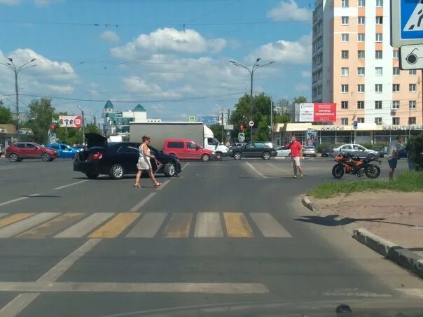 Авария в Березовском Камри и мотоцикла. Авария на Капошвара в Твери.