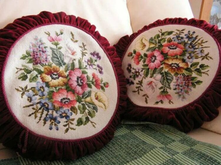фото вышитых. фото вышитых. вышивка крестом. вышивка на страмине. изделия с вышивкой.