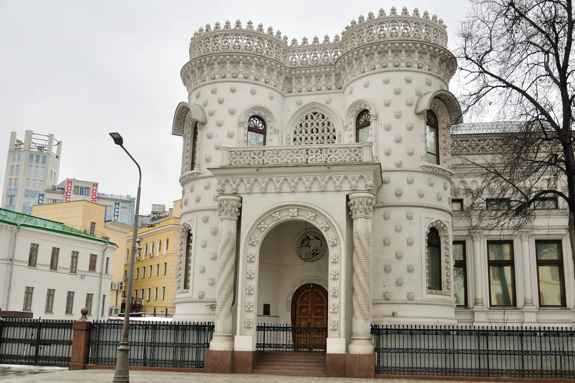 Особняк Морозова на Воздвиженке. Особняк Арсения Морозова в Москве. Особняк купца Арсения Морозова на Воздвиженке. Воздвиженка 16 особняк Морозова.