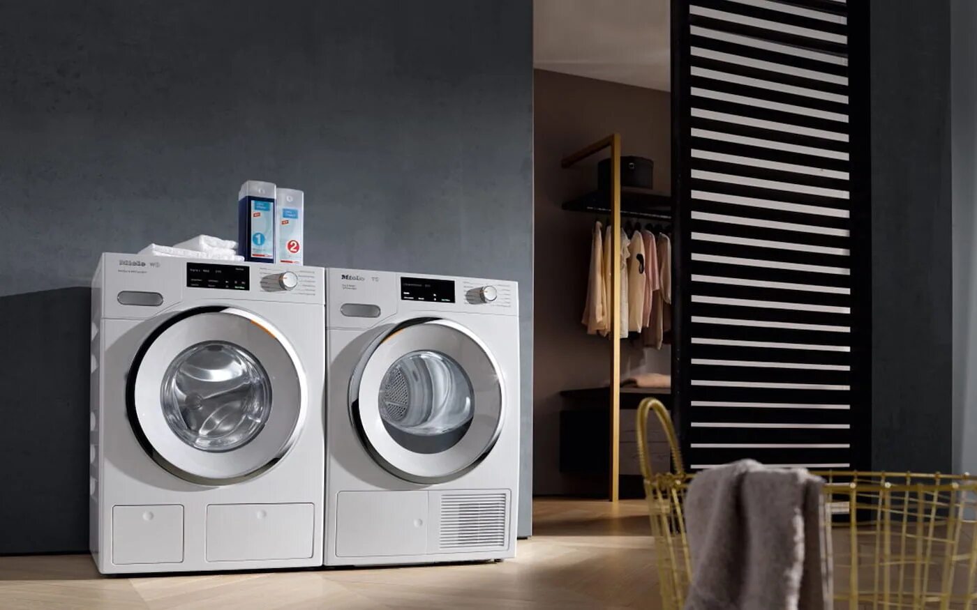 Стиральная машина топ лучших 2020. Miele 3923. Стиральная машина Миеле. Miele Washer Dryer. Для стиральной Miele wwh860wсs.