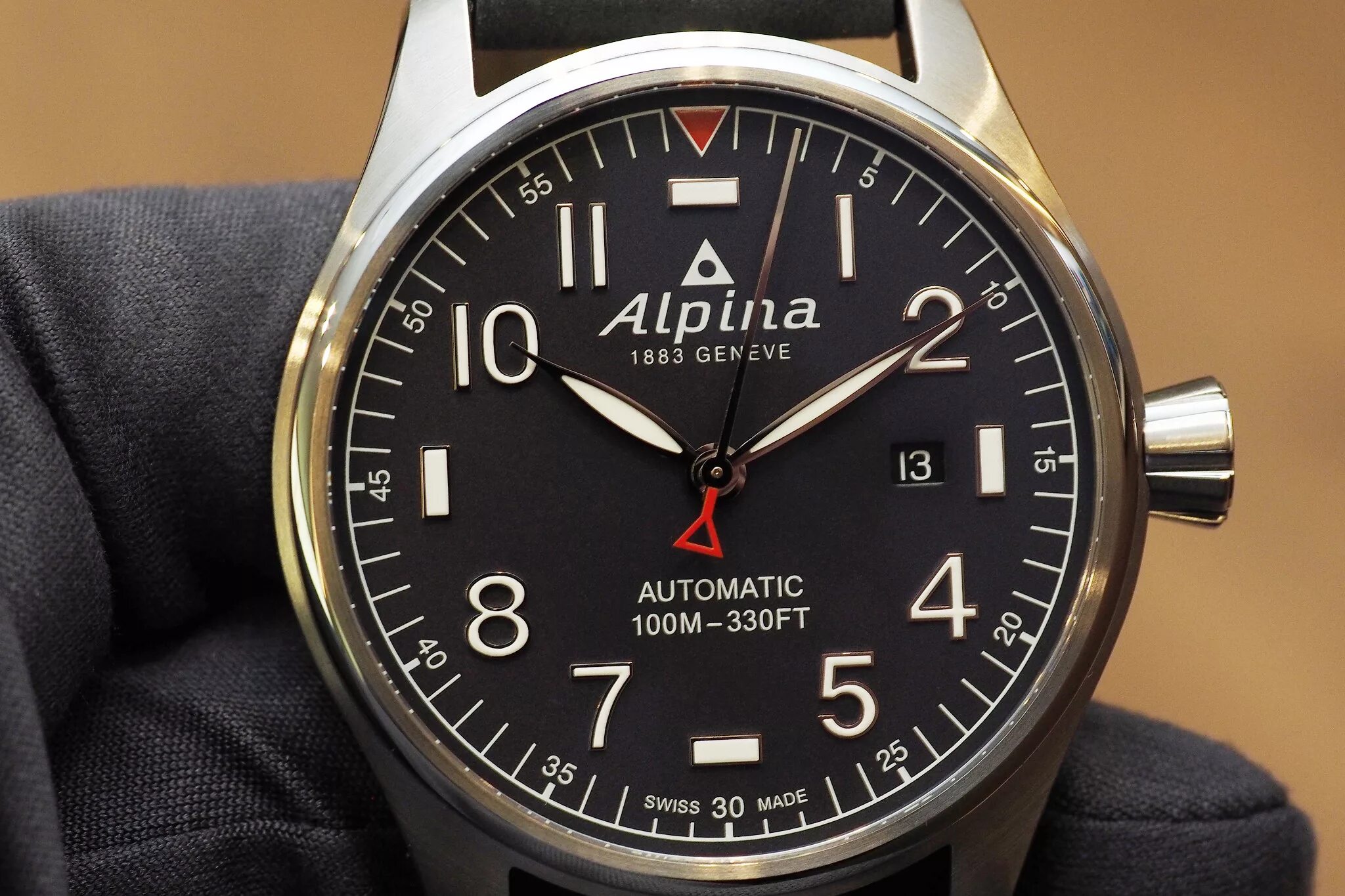 Automatic pilot. Alpine - Startimer Pilot Chronograph big Date.