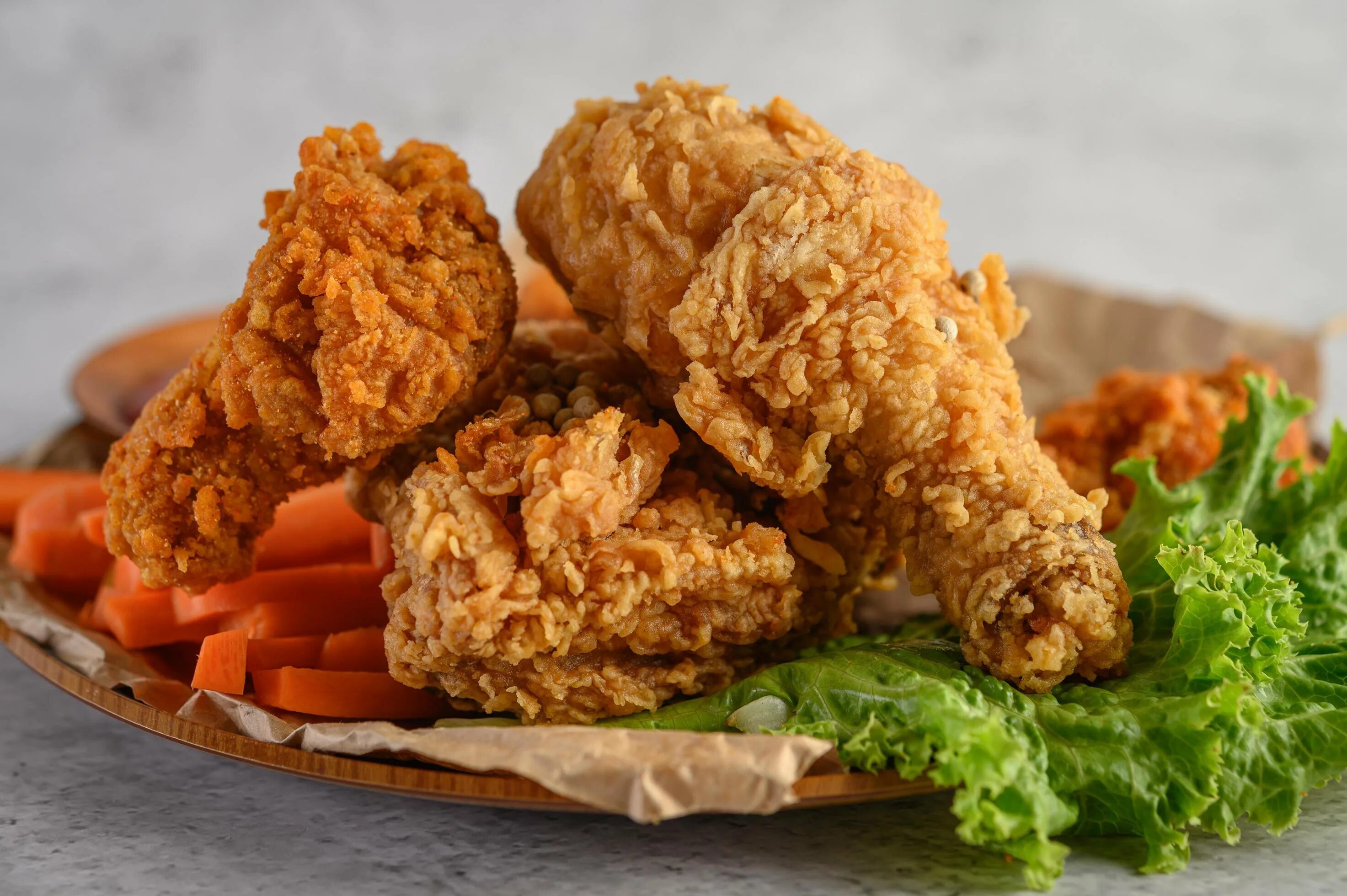 Chicken can be. Куриные крылышки КФС. Острые крылышки КФС. Курица в панировке КФС. Крылышки в панировке КФС.