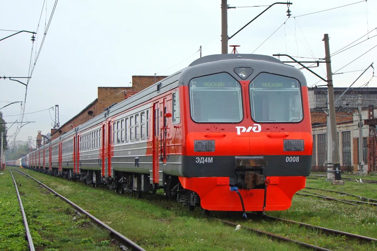 Электропоезд тогучин. Эд4м 1039. Эд8 электропоезд. Эд4м 0008. Эд4м в депо.