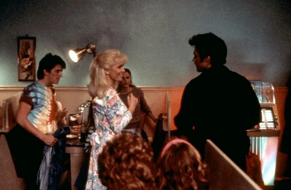 чарли шлаттер. Heartbreak hotel" "i was the one" обложка. отель разбитых сердец. обмен сердцами фильм 1988. элвис отель разбитых сердец.