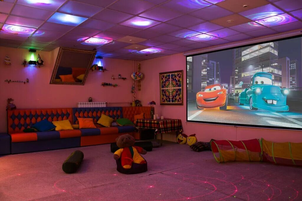 золотая рыбка красноярск детский центр на ястынской. золотая рыбка красноярск детский центр на красноярском рабочем. детские студии красноярск. детская студия сова красноярск.