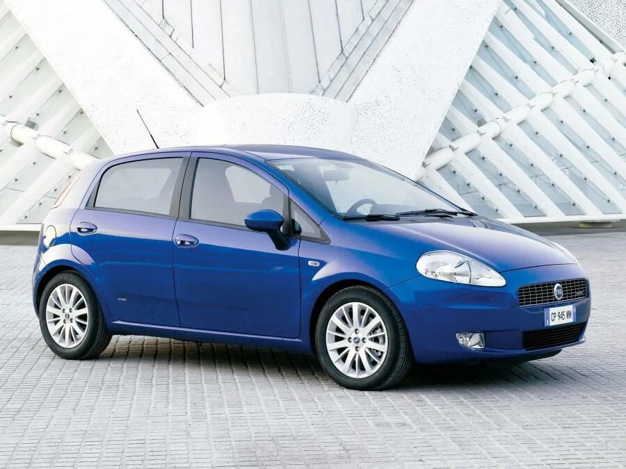 Fiat grande punto 2012. Grande punto 1. Фиат гранде пунто 1. Fiat grande punto 1. Fiat grande punto 2007.
