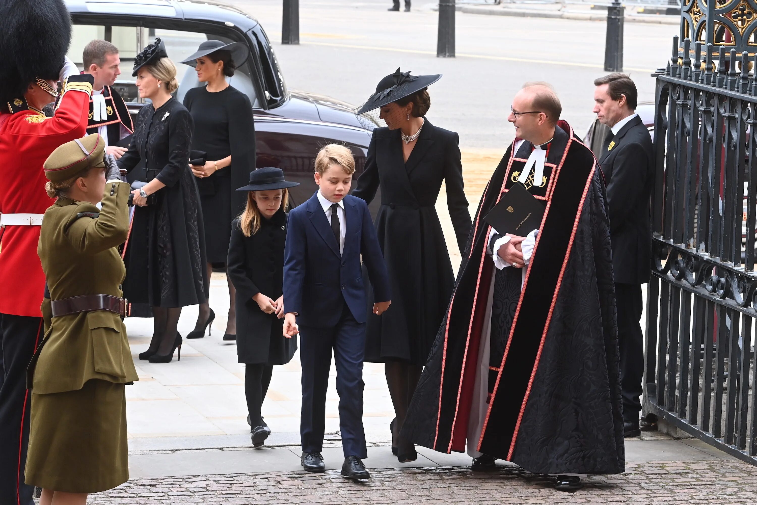 Похороны королевы Елизаветы 2022- Кейт Миддлтон. Кэтрин Уэльская на похоронах Елизаветы.