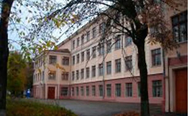 13 гимназия новомосковск тульская. Гимназия 13 новомосковск. Директор гимназии 13 новомосковск. Тульская область новомосковск гимназия 1. 13 гимназия новомосковск тульская.