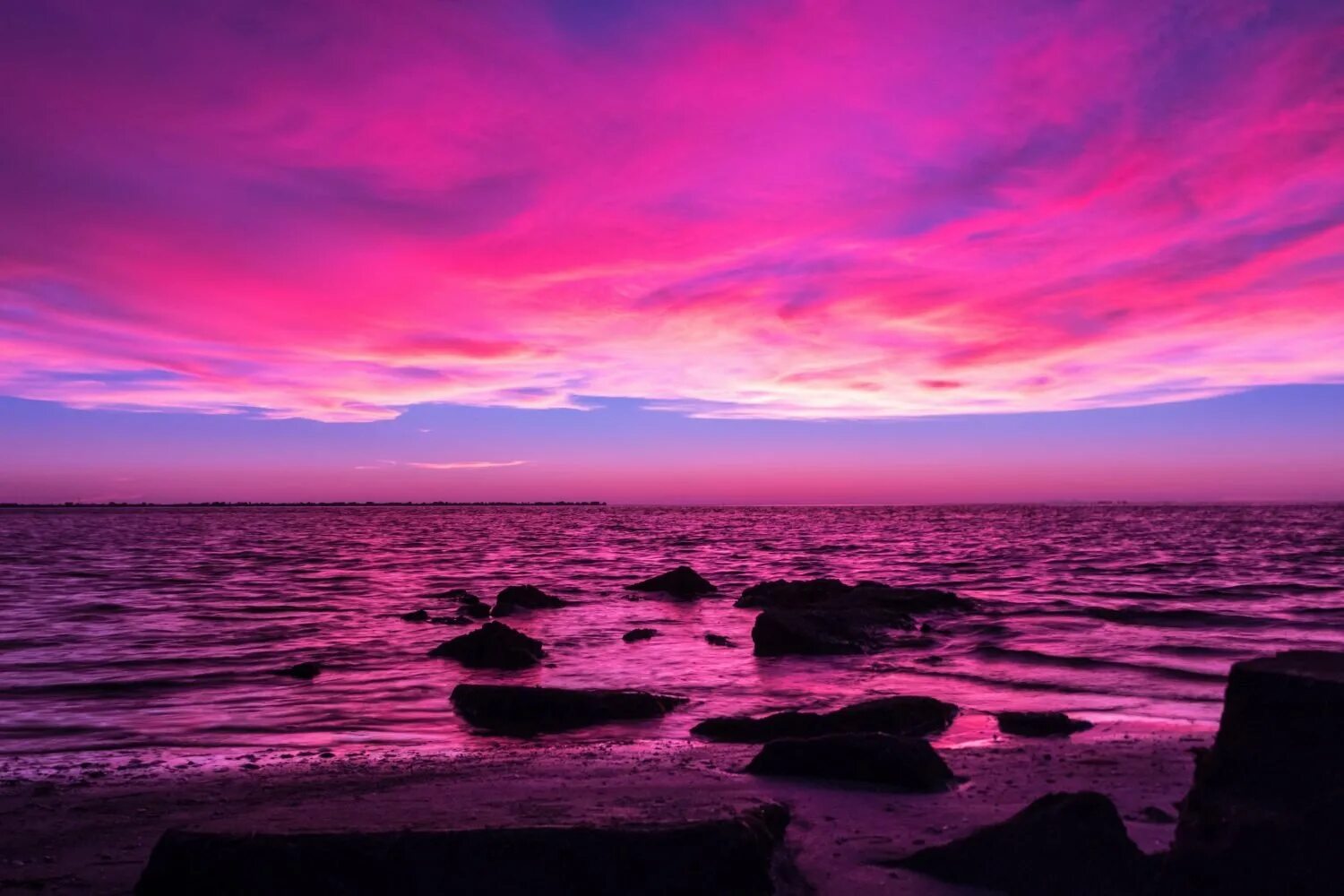 Розовые картинки. Розовый закат. Фиолетовый закат. Розовый закат на море. Лиловый закат.