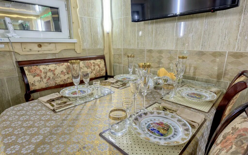 ленсовета 10 белые ночи. ресторан белые ночи лейтенанта шмидта. ресторан белые ночи, санкт-петербург, улица ленсовета. ресторан белые ночи ленсовета 10. белые ночи ленсовета 10.