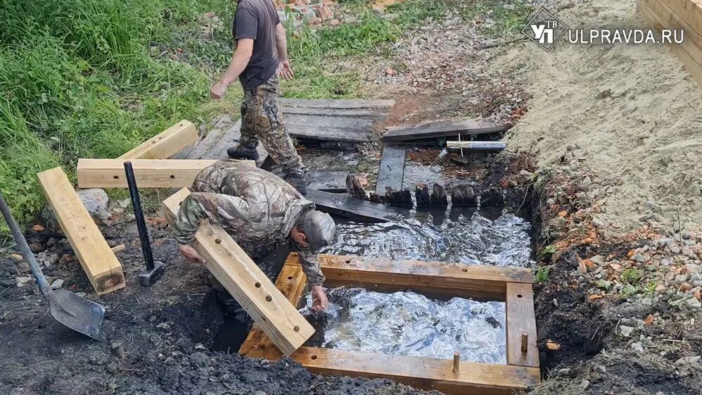 Родник 23. Родник источник набирает воду. Родники чистая вода. Северная платформа Родники. «Родник-23м».