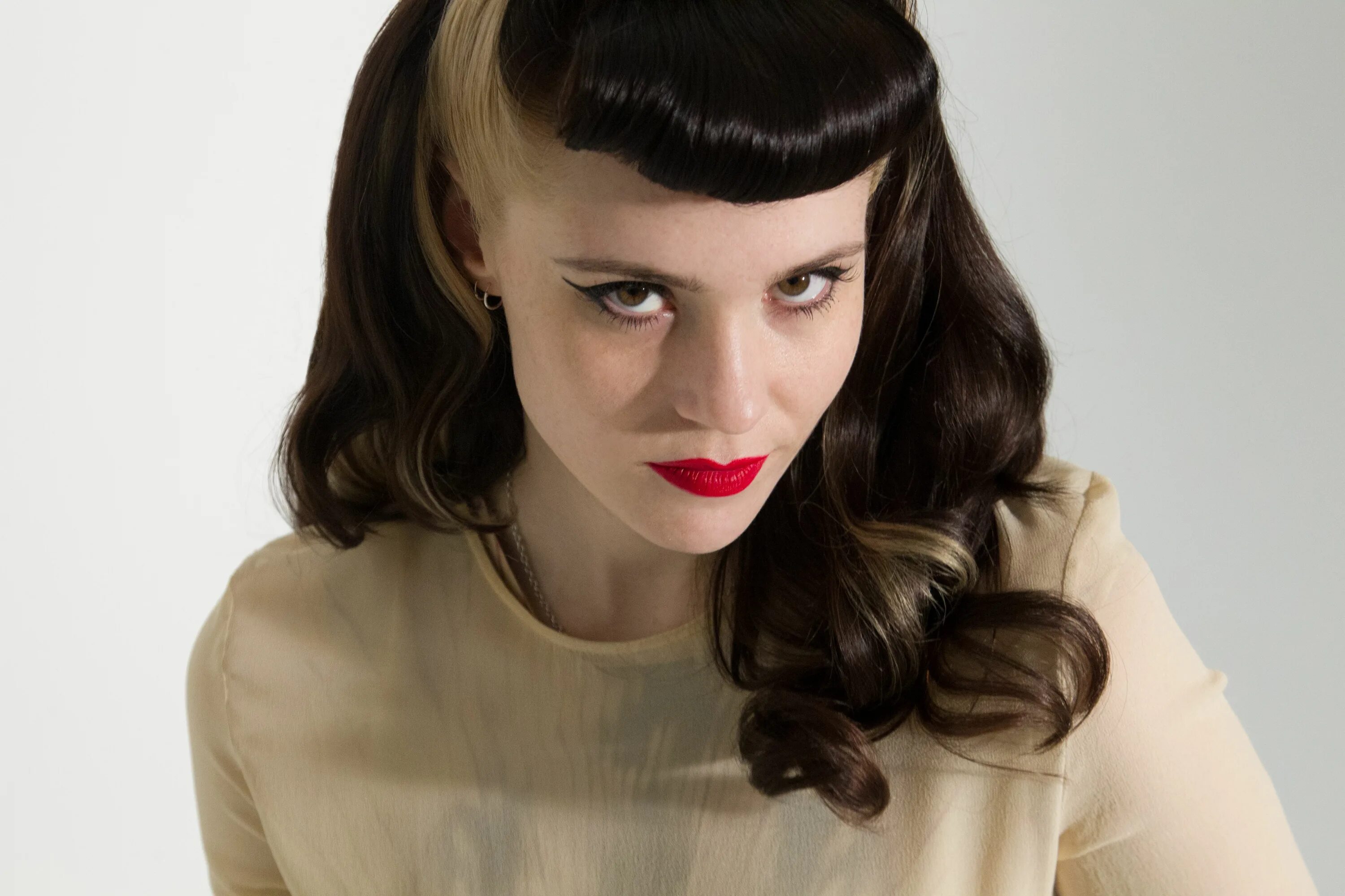 Кейт юдэлл. Кэти нэш актриса. Кейт нэш певица 2022. Кейт нэш. Кейт юдэлл.