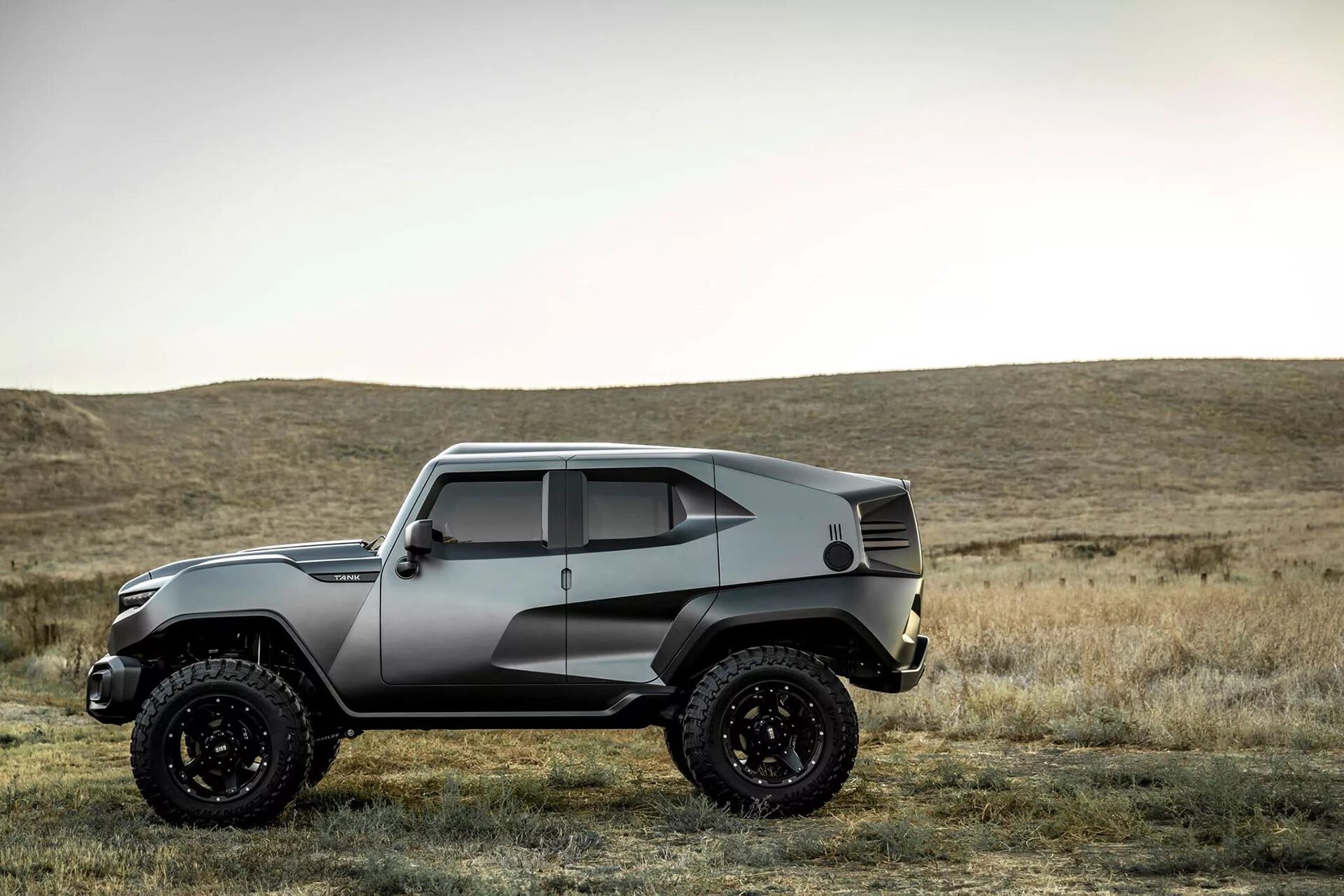 Новые джипы танк. УАЗ Резвани танк. Wrangler Rezvani. УАЗ джип новый. УАЗ Rezvani.