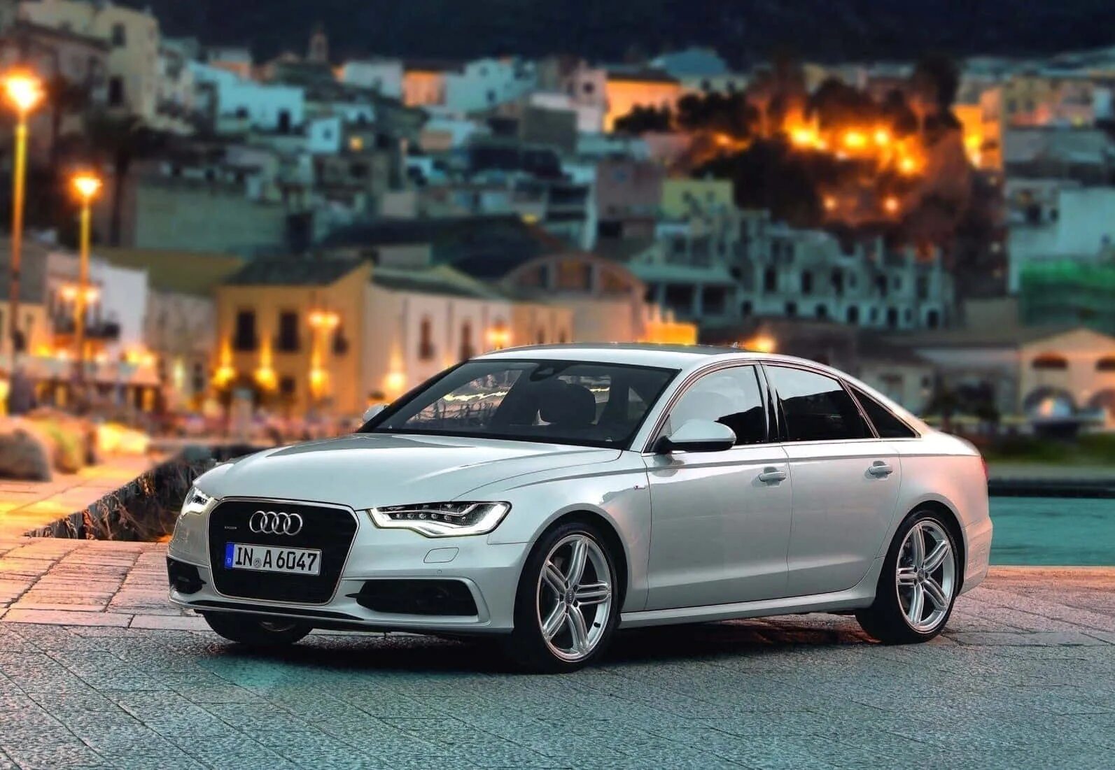 A6 сколько стоит. Ауди рс6 с7. Руль а6 с7. Audi a6 c7 2011. Audi a6 2012.