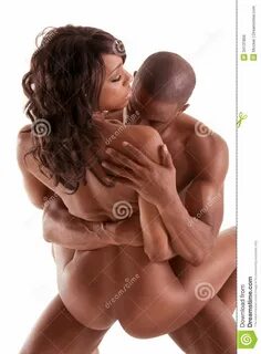 Любовники - Афро-американские черные чувственные пары делая влюбленность 