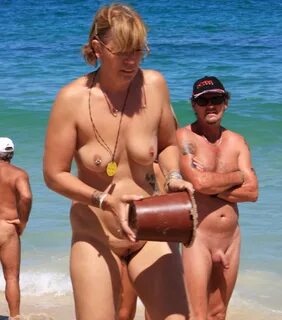 Nude Beach Olympics 2009 (Swanbourne, Australia) .