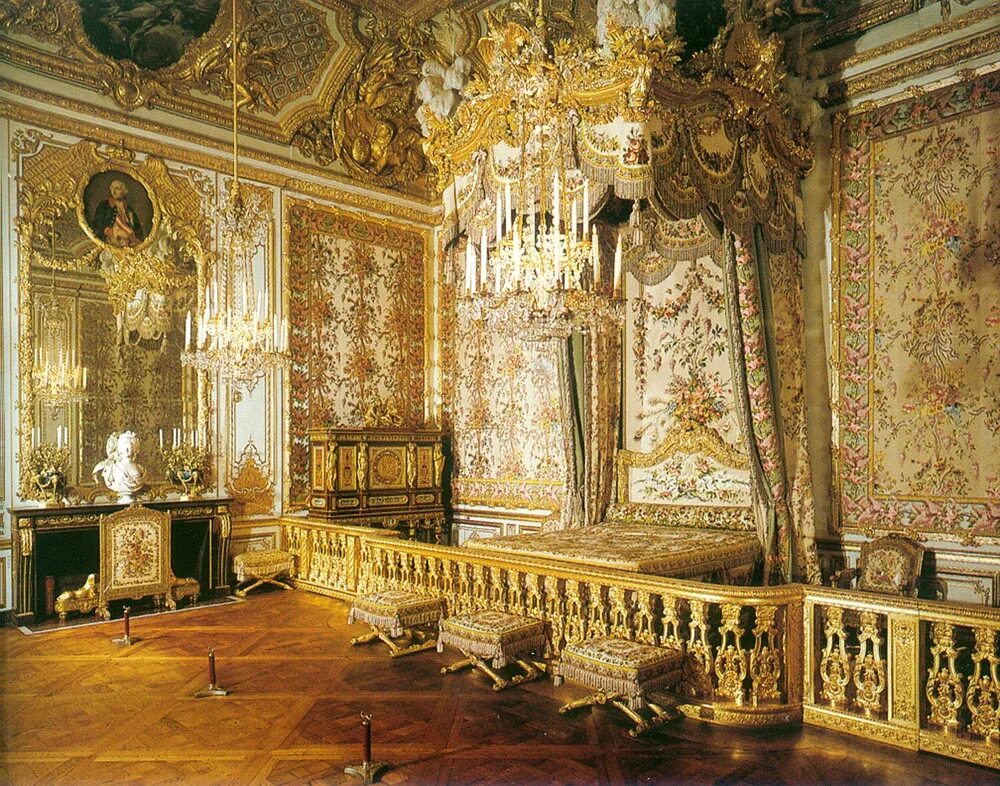 Королевское госп. Версальский дворец спальня короля. Спальня Марии Антуанетты в Версале.