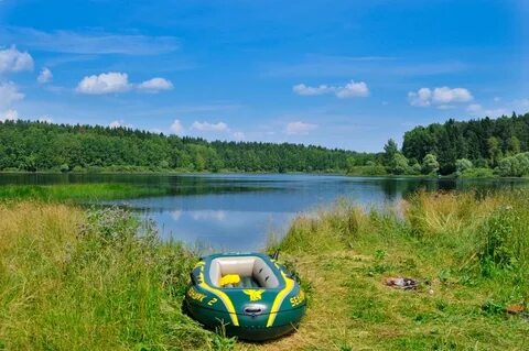 Водохранилище отдых с палатками