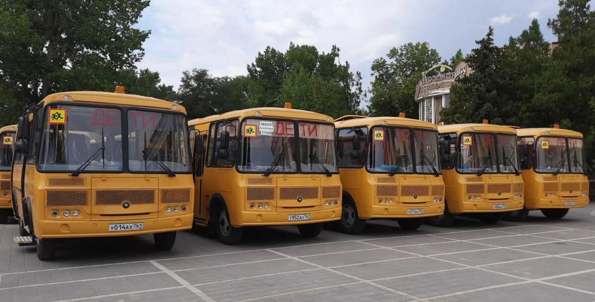 Школьный автобус белокалитвинский район. Желтый пазик. Автобус пазик желтый. Пазик новый 2021 школьный.