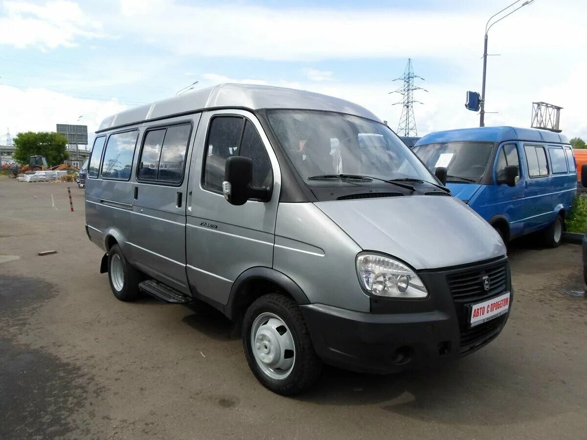 Газ 3221 2009 года. Микроавтобус газ 322132. Газ газель 3221 пассажирская. Газ газель 3221 2010. Микроавтобус газель б у.