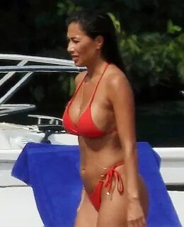 Nicole Scherzinger Flaunts Her Tits And Ass In Candid nude pic, download ph...