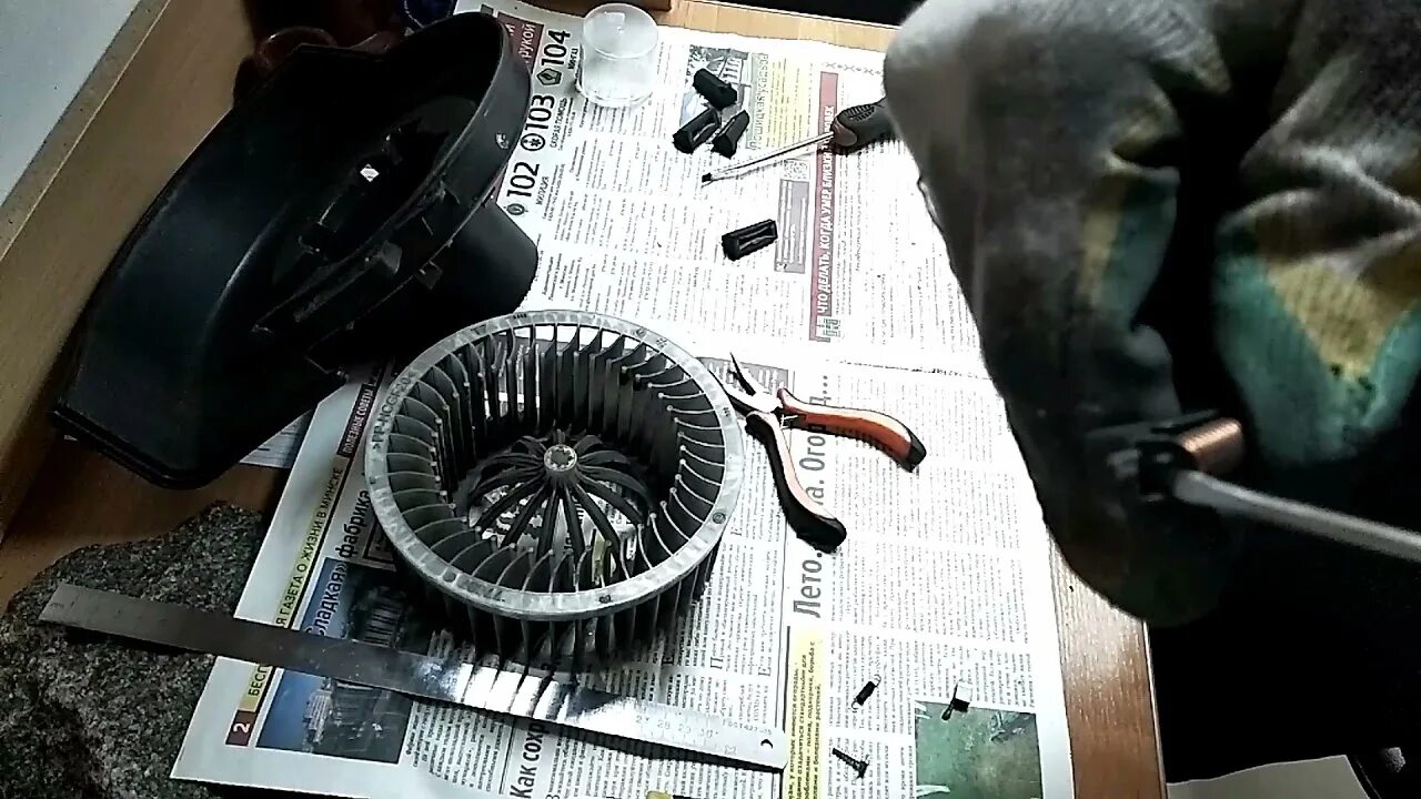 Замена сервопривода 6Q0907511 заслонки печки V68 на Skoda Fabia - YouTube
