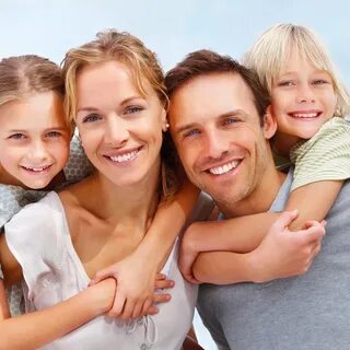 Семья с красивыми глазами