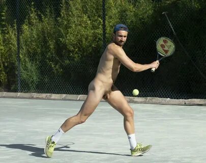 Slideshow nude male tennis player.