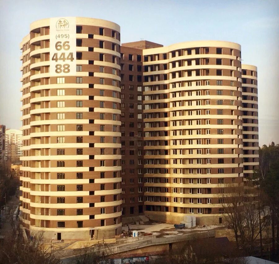 Жк парковый екатеринбург. Жк парковый курган. Стройбизнес жк парковый смоленск. Сайт жк парковый. Жк парковый.