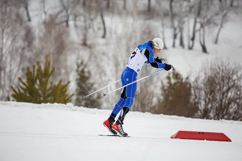 скимаг лыжные. лыжник в очках. скимаг. скимаг кемерово лыжные гонки. лыжная гонка памяти сергея русских в волгореченске 2014.