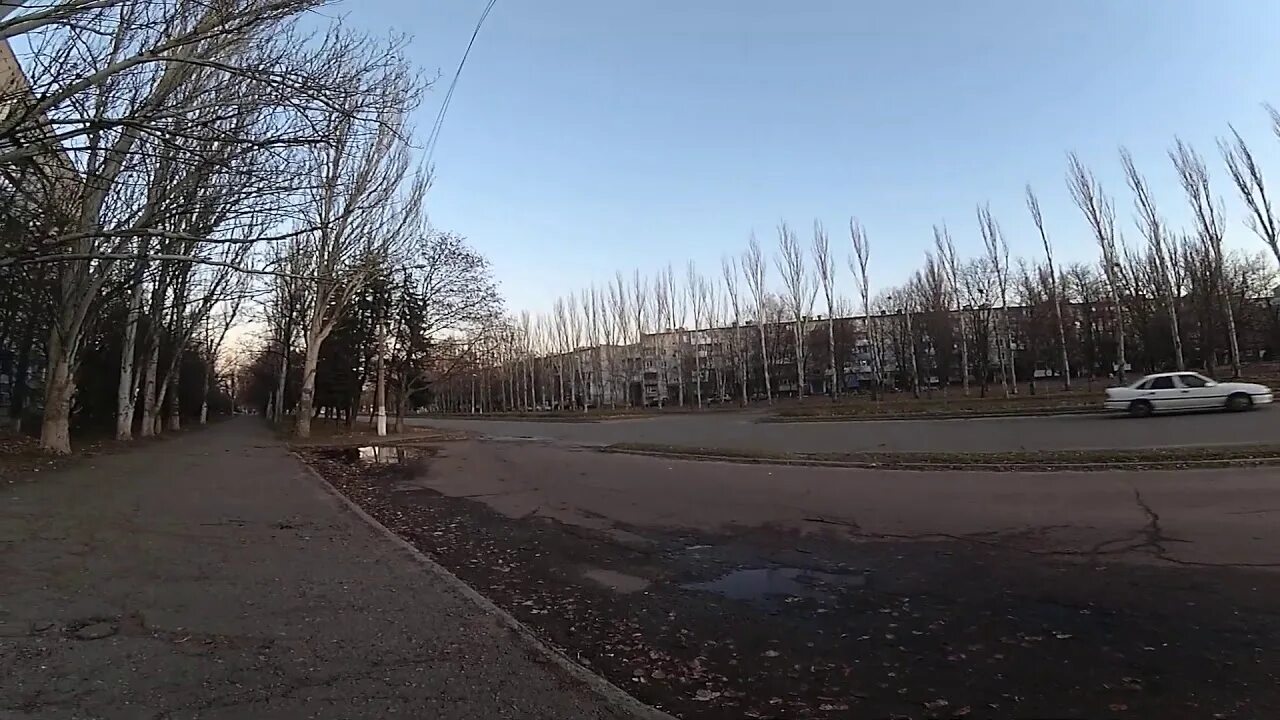 Луганск, ул 30-летия победы 1б. Луганск район 30 лет победы. Лнр снег. Луганск 30. Луганская 30.