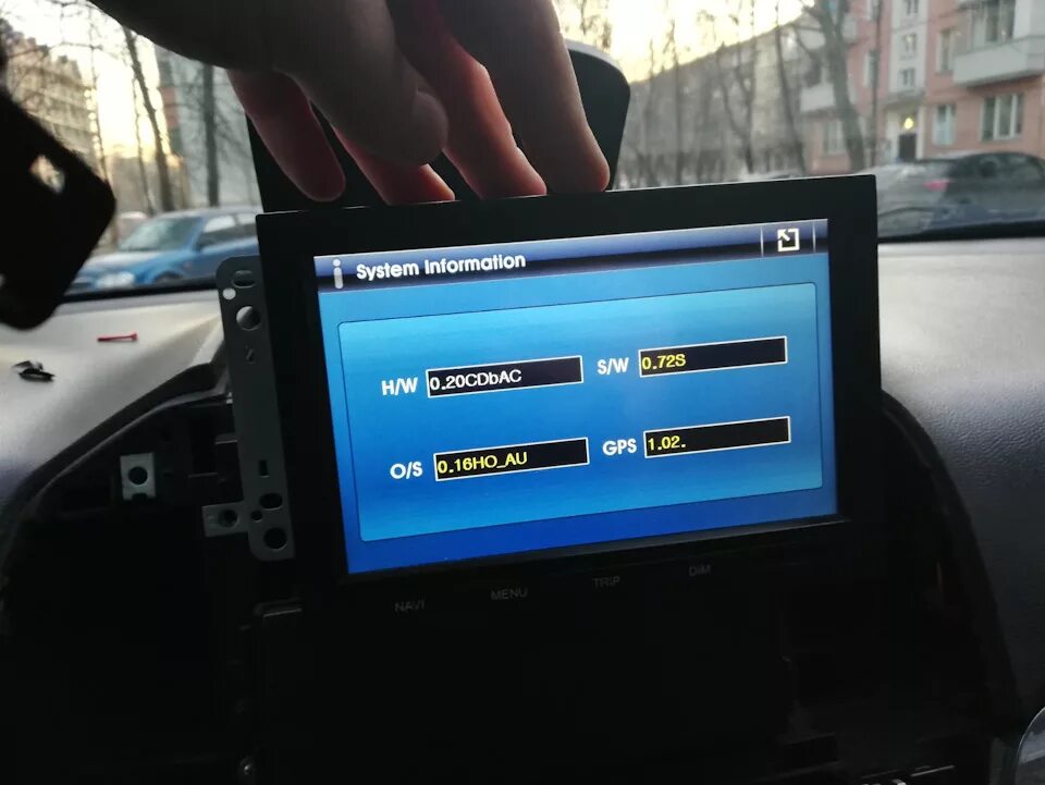 36. Штатный монитор в c100 - Chevrolet Captiva (1G), 2,4 л, 2008 года электроник