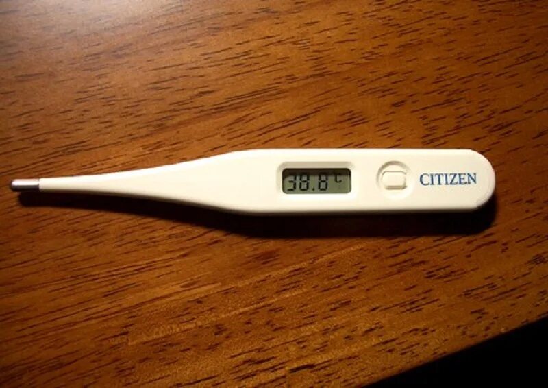 Температура 39 у мужчин. Электронный градусник 38.7 Omron. Электронный градусник 37.1. Электронный градусник 37.6. Электронный градусник с температурой 37.8.
