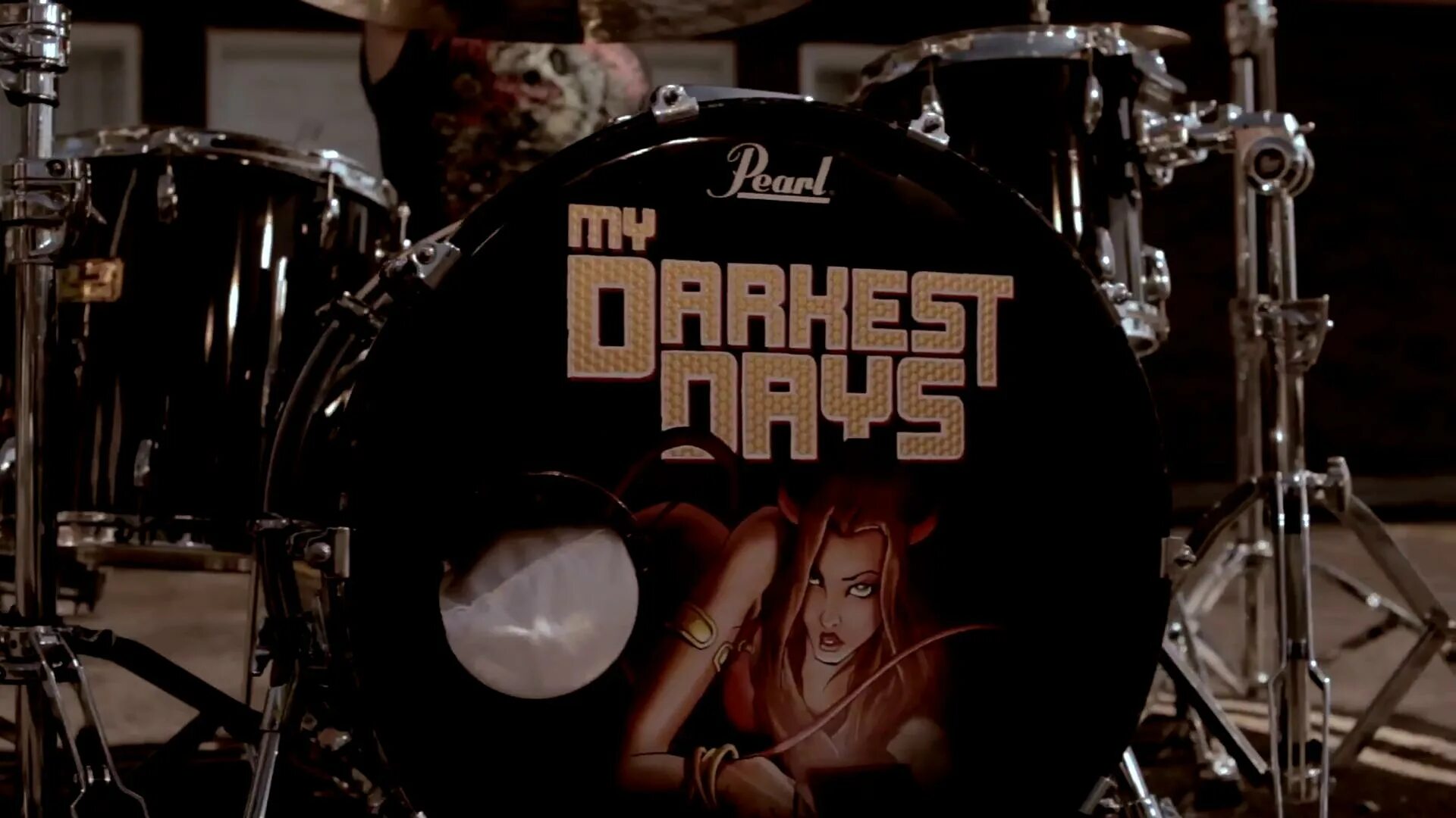 Every lie. My darkest days every lie. save yourself my darkest days. my darkest days every lie перевод. every lie my darkest days минус.