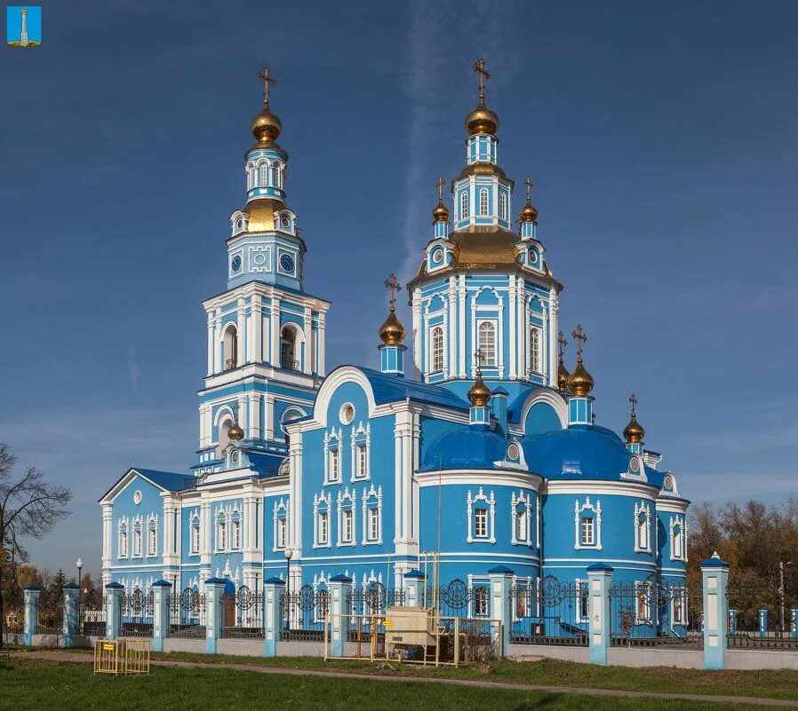 Каким образом церковь. Спасо Вознесенский собор Симбирск. Спасско Вознесенский собор Симбирск. Храм Спасо Вознесенский Ульяновск. Кафедральный собор Ульяновск.